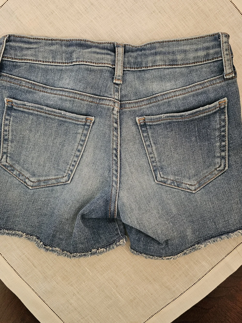 Gap Kids Girls Midi Denim Shorts Size 8 Distressed Frayed Hem